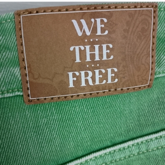 NWT Free People Green Pacifica High Rise Slim Straight-Leg Denim $78 - Picture 4 of 8